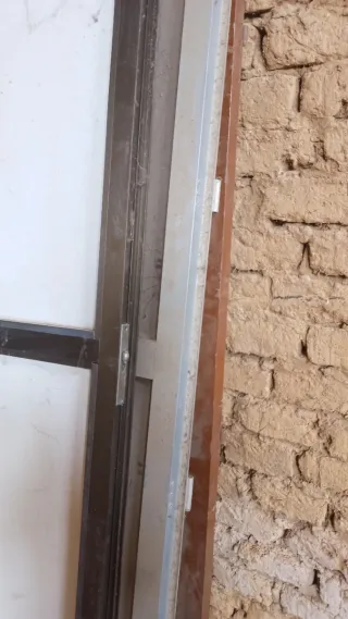 Puerta aluminio con cristal desde 50€