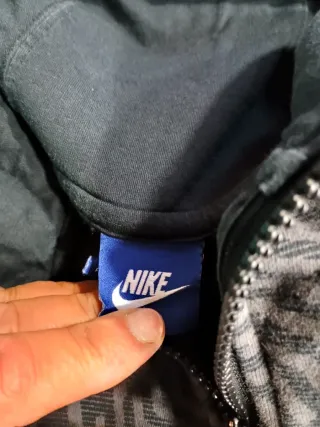 Felpa Nike con cappuccio taglia S