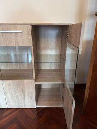 Aparador buffet madera y cristal