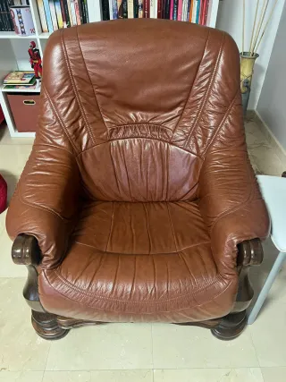 Sofá 3 plazas y 2 sillones de cuero