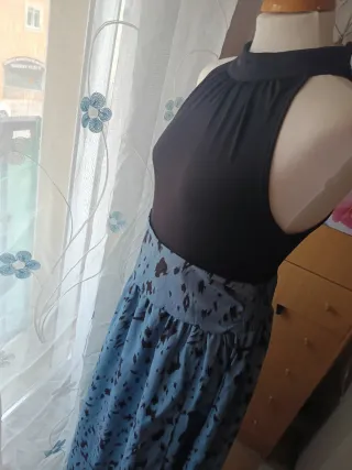 Vestido de verano halter talla M/l tela elástica.