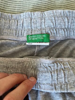 Pantalón corto UCB gris