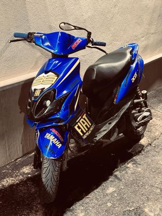Yamaha Jog RR Azul y Amarillo