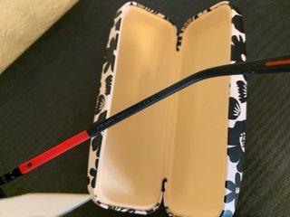 Gafas de Sol Prada Negras y Rojas