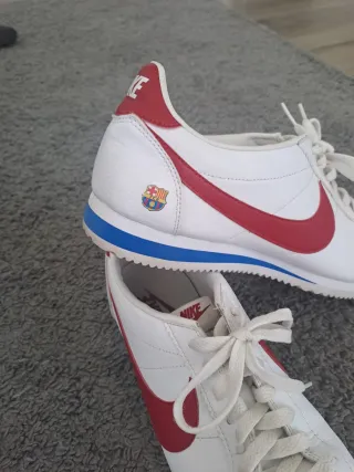 Zapatillas Nike Blancas y Rojas Barça