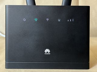 Huawei B315-22 Router 4G LTE - Porta RJ11 telefono