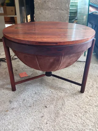 Mesa bar auxiliar de diseño 60s.