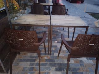 4 Mesas Terraza + 9 Sillas Plástico Marrón