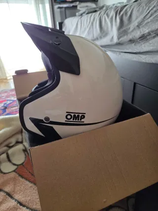 Casco OMP usado una vez media hora, talla