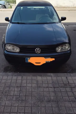 Volkswagen Golf 2003
