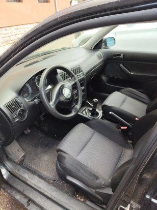 Volkswagen Golf 2003