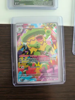 Carta Pokémon Ilustración. Fuegos fantasmales