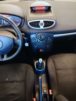 Renault Clio 2006