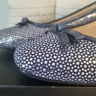 Zapatos Doctor Cutillas cómodos azul y plata