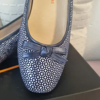 Zapatos Doctor Cutillas cómodos azul y plata