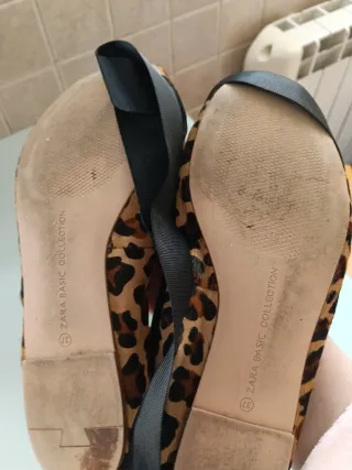 Bailarinas leopardo con lazo negro