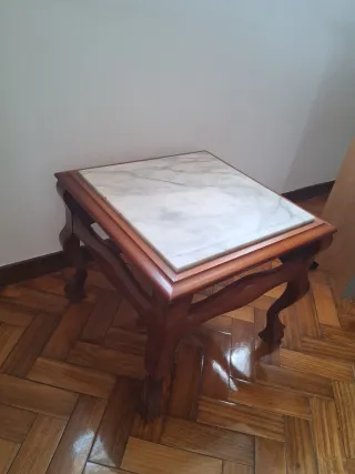 Mesita auxiliar madera y mármol