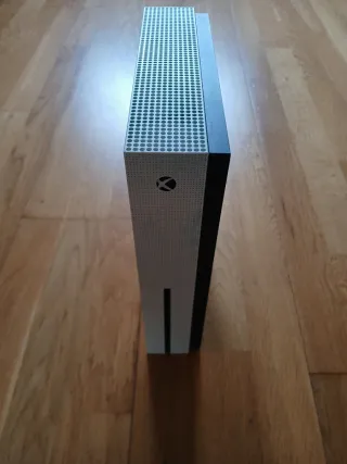 Xbox One S Blanca (No enciende)