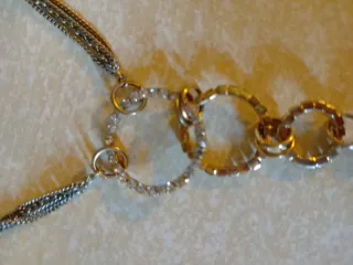 Collana con ciondoli a cerchio