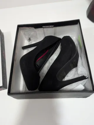 Zapatos de tacón MTNG negros