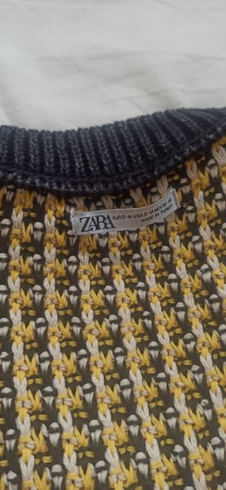 Chaleco de punto Zara