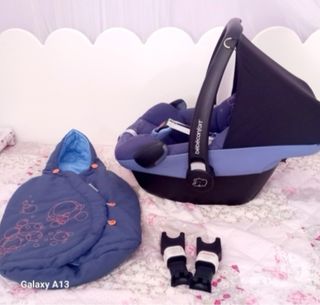 MaxiCosi Grupo 0+ y Saco Silla Coche
