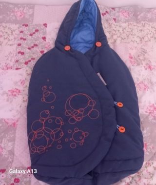 MaxiCosi Grupo 0+ y Saco Silla Coche