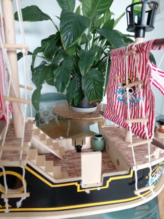Barco Pirata de Madera
