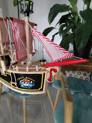 Barco Pirata de Madera