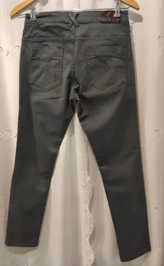 Pantalón Indi & Cold gris con cremalleras