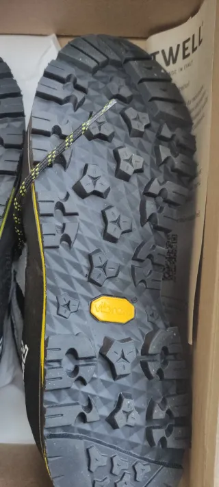 Scarpe arrampicata Fitwell Vortex Orange N43