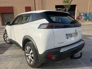 Peugeot 2008 2021