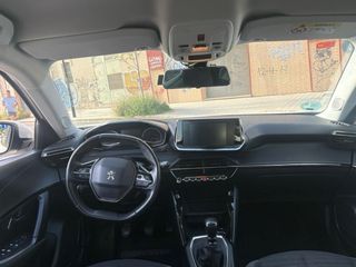 Peugeot 2008 2021
