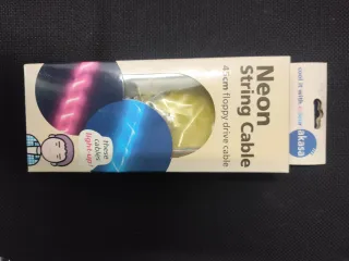 Cable Akasa Neon String 45cm para Disquetera