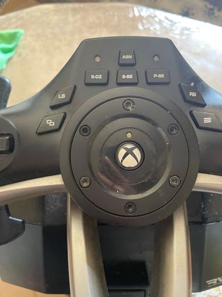 Volante Xbox con pedales