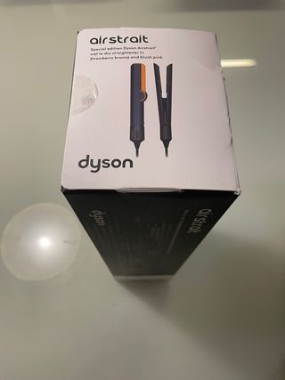 Dyson Airstrait sin abrir