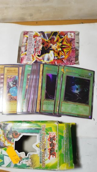 Yu-Gi-Oh! bustina e scatolino carte