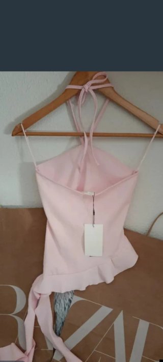Top Zara rosa volantes