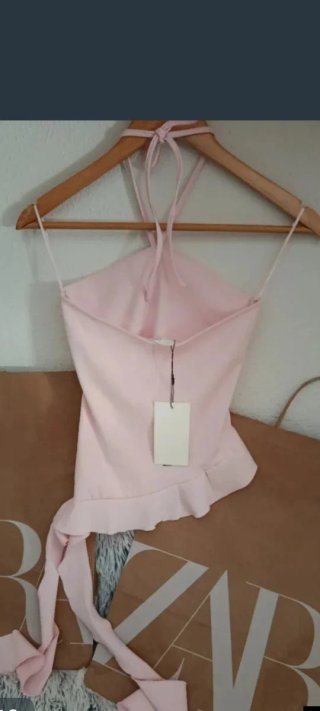 Top Zara rosa volantes