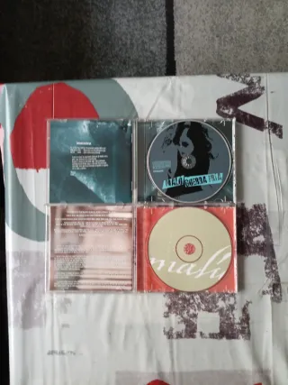 Lote 5 CDs Malú (uno de ellos CD + DVD)