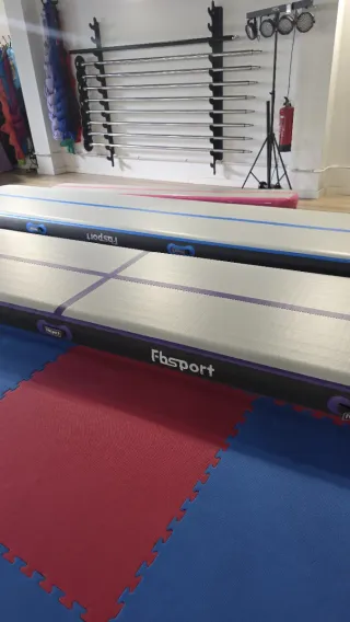 2 x Airtrack FBSPORT 6M x 1M x 20cm