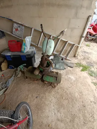 Mula mecánica antigua