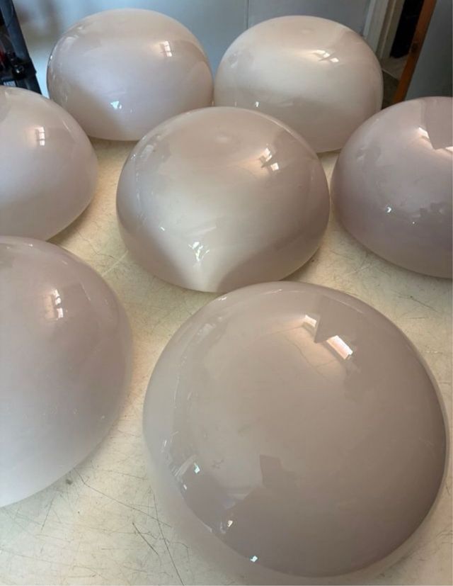 Tulipas opalinas de cristal