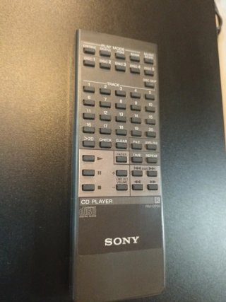 Reproductor CD Sony 5 Discos Gama Alta mando dist.