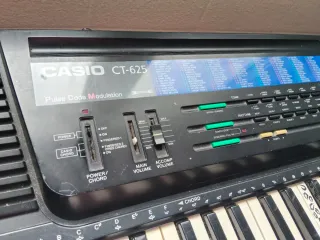 Organeta Casio CT-625