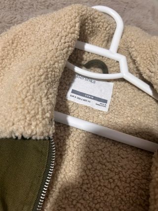 Chaqueta bomber verde con borrego hombre