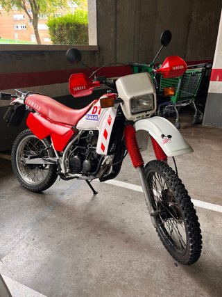Yamaha DT 80 LC Enduro Roja y Blanca