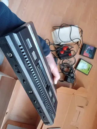Videoconsola atari 2600 con cartuchos 32 en 1+ 1 m