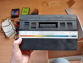 Videoconsola atari 2600 con cartuchos 32 en 1+ 1 m