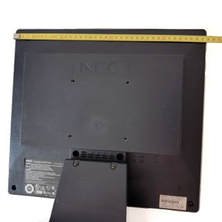 Monitor NEC 17” AccuSync LCD71VM + Accesorios